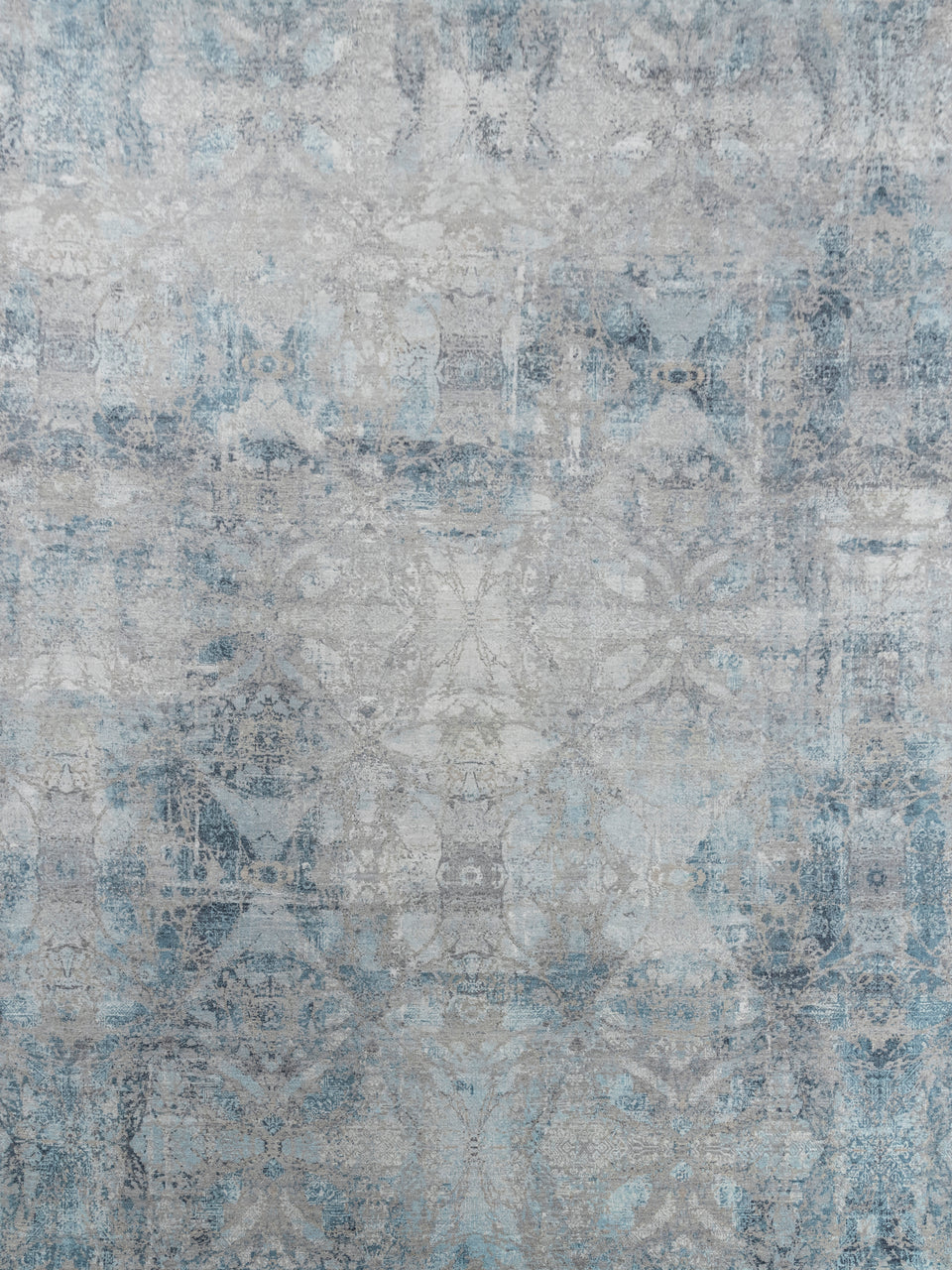 Luxury - Hand Made Hand Knotted Pure Wool Eternal Grey Blue Carpet CT 12