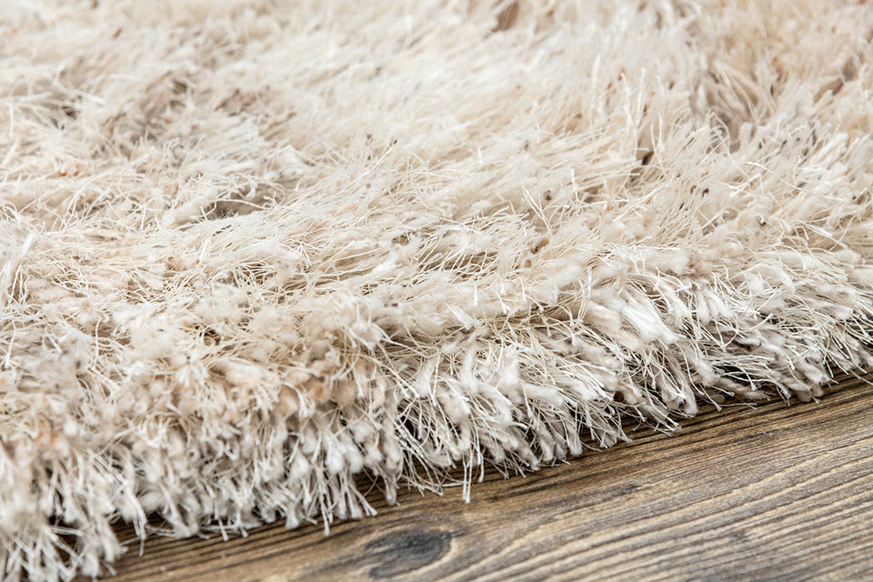 Cicero Ivory Table Tufted Carpet with Latex Backing