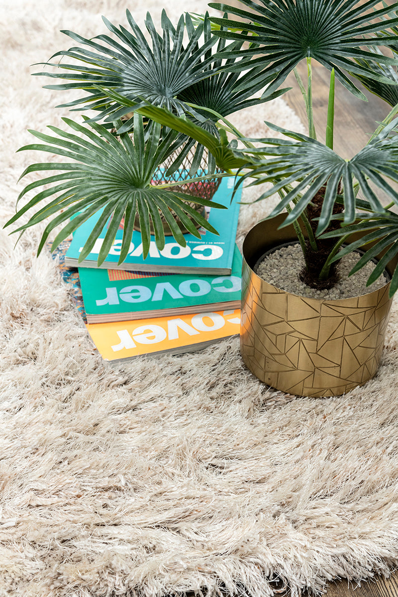 Cicero Ivory Table Tufted Carpet with Latex Backing