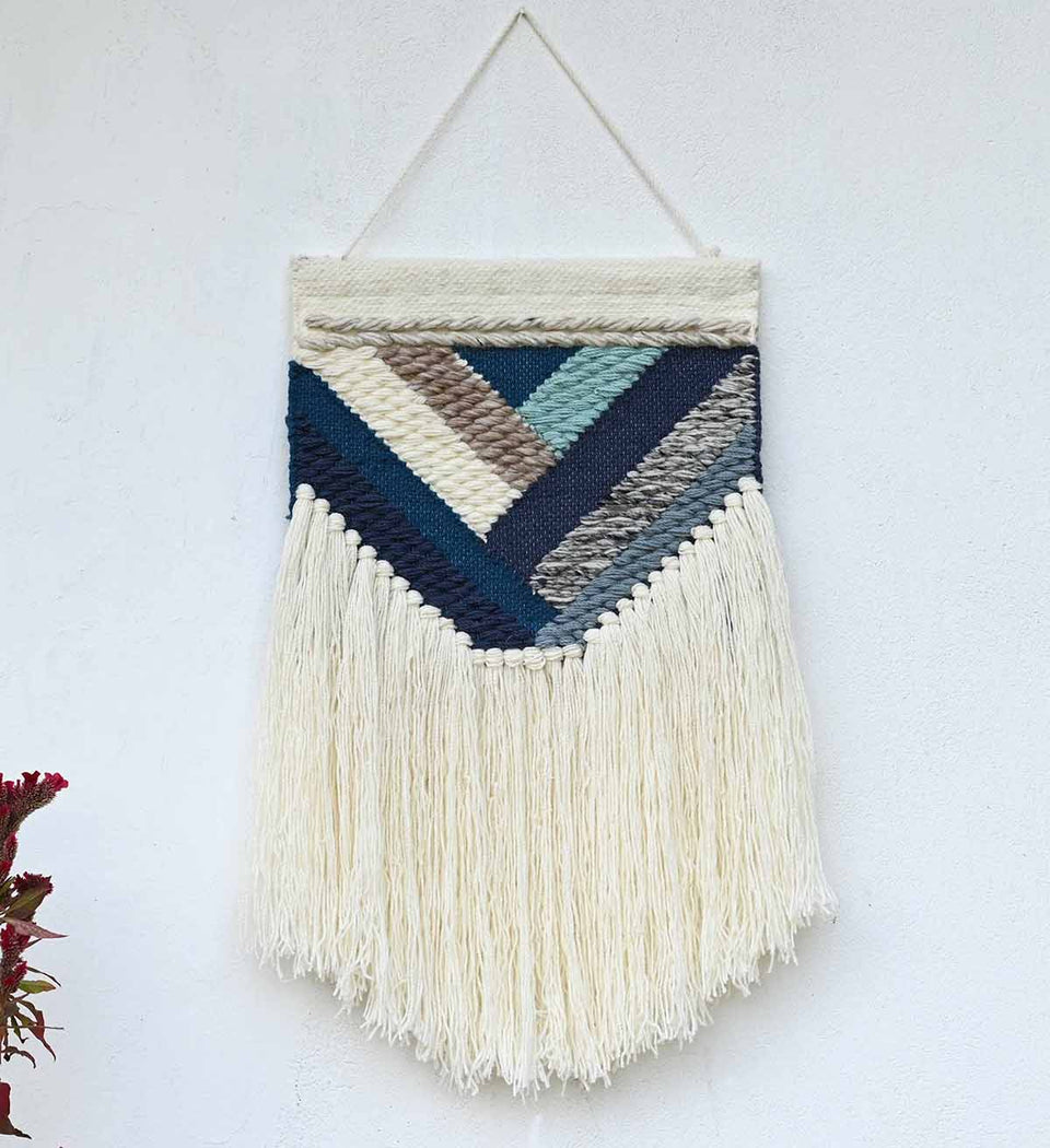 rozz blended wall hangings bedroom