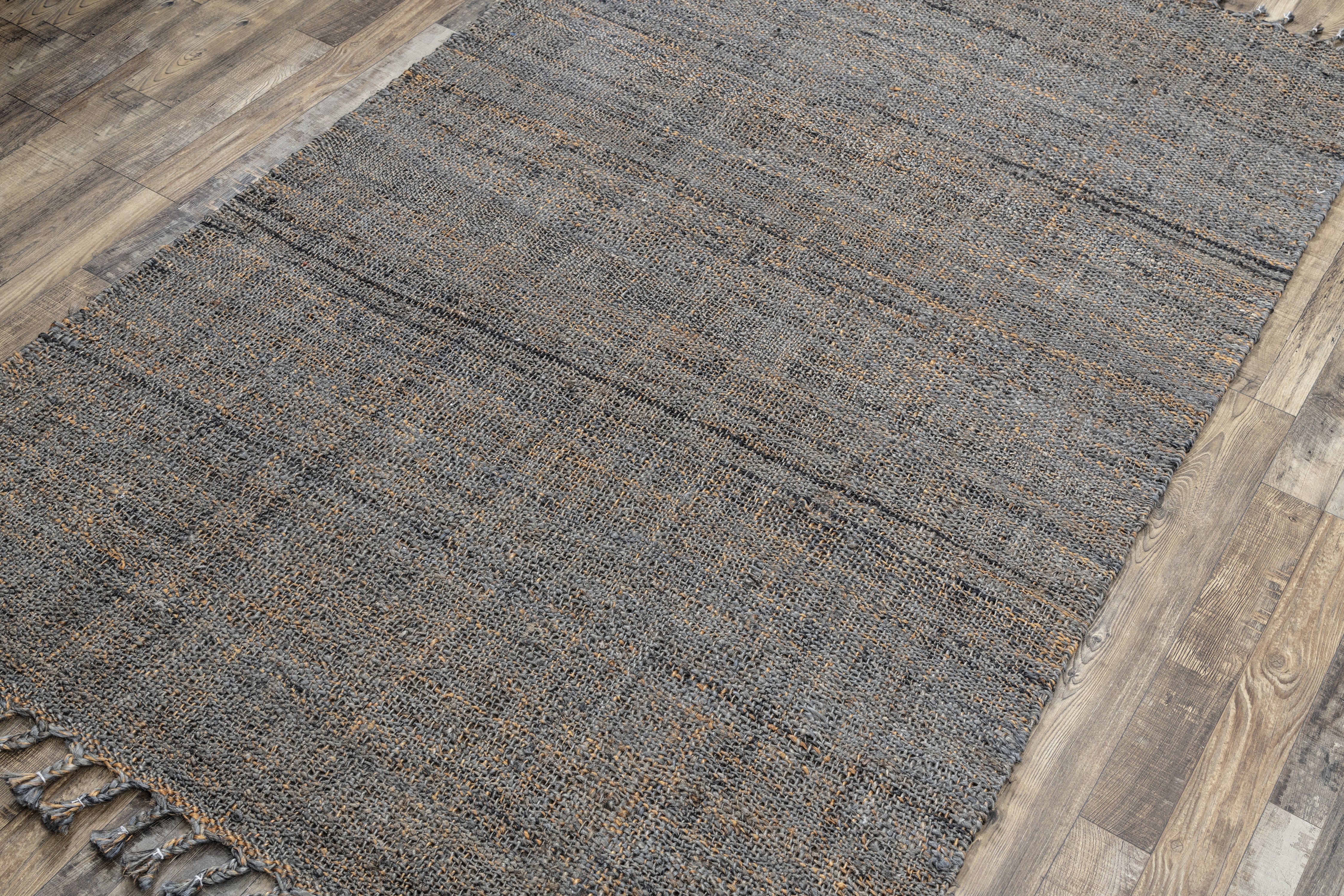 ALMA,GREY,PICTURE NO.3