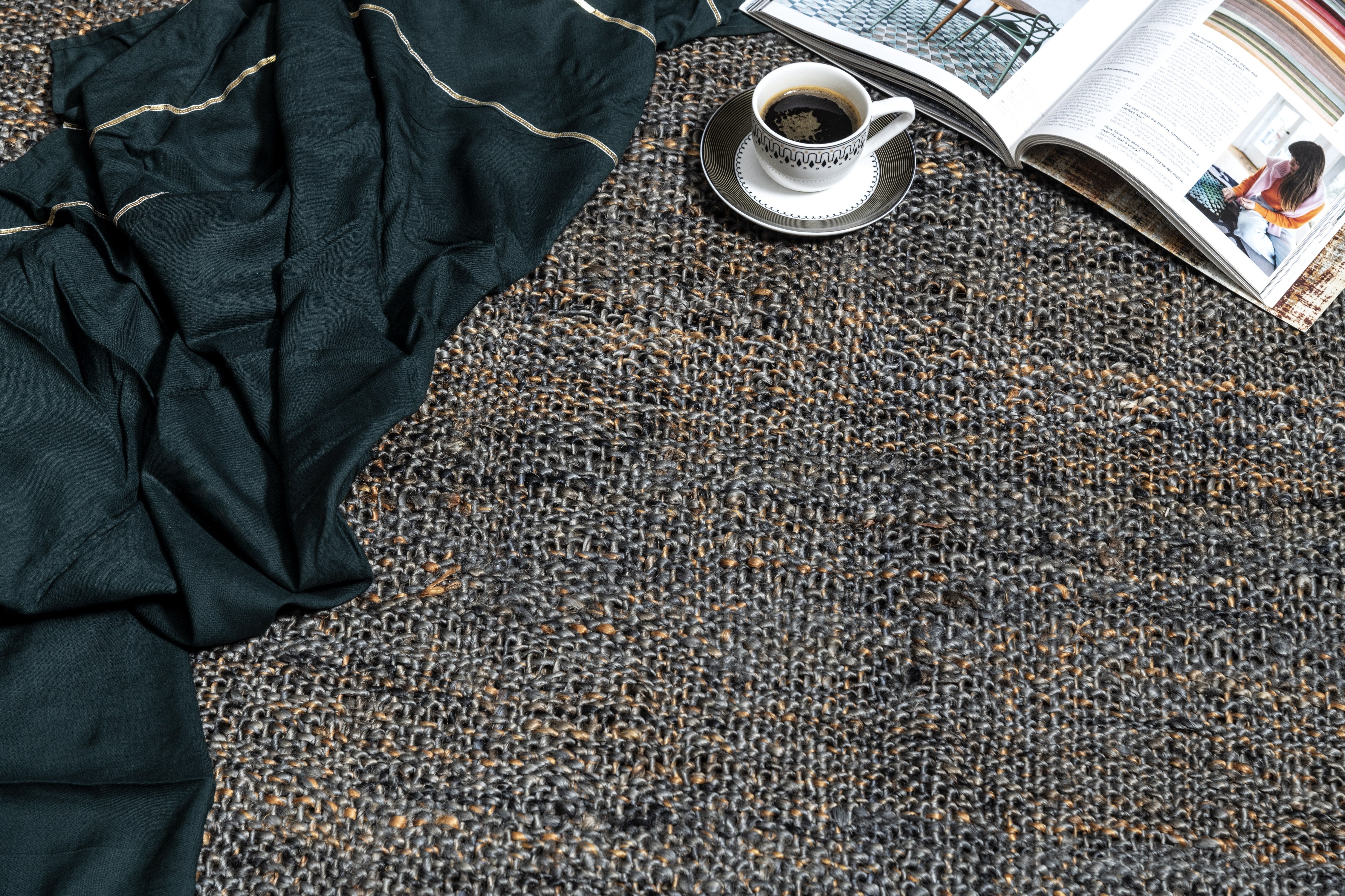 ALMA,GREY,PICTURE NO.7