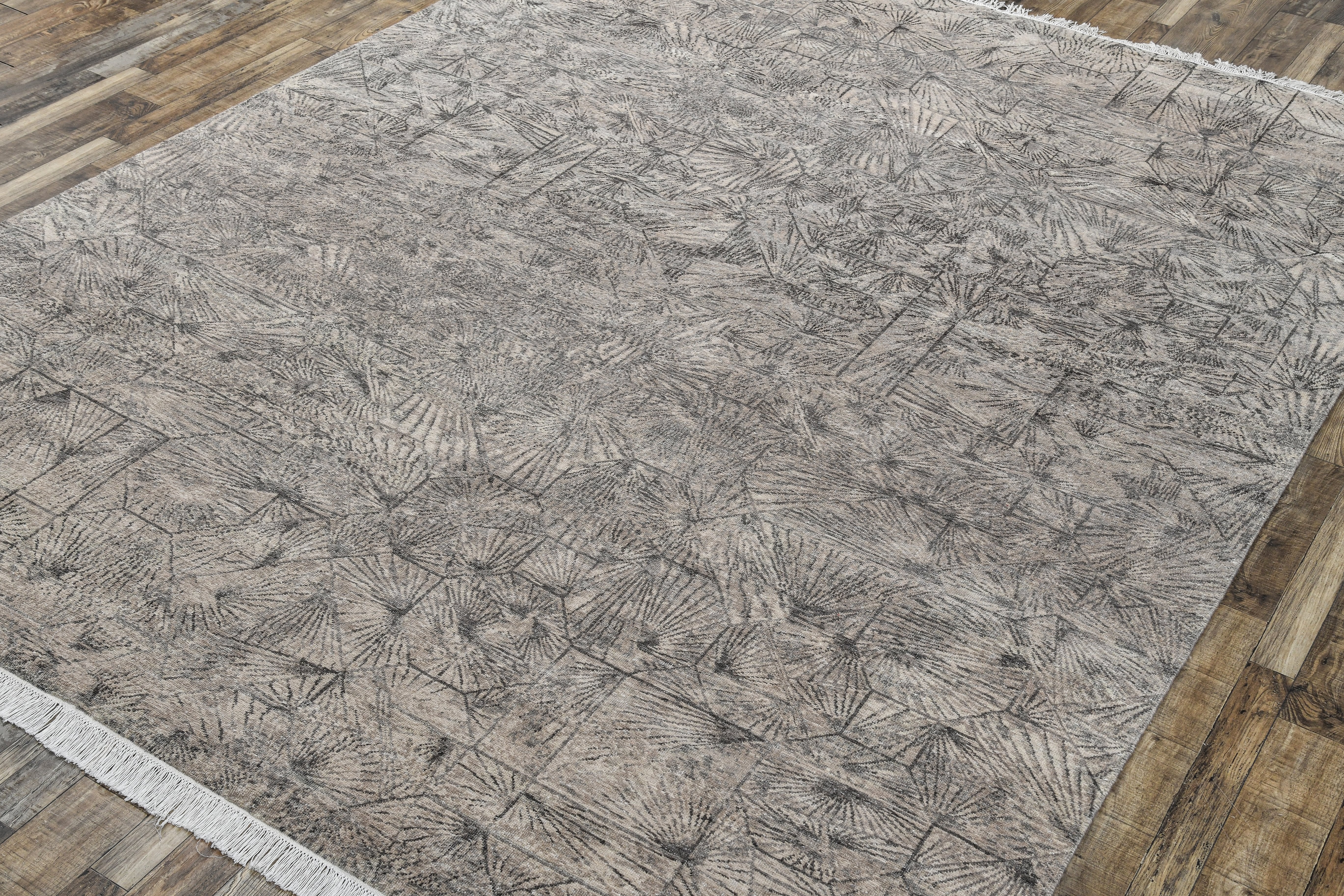 CT 132, TAUPE.CHARCOAL, PICTURE NO.2