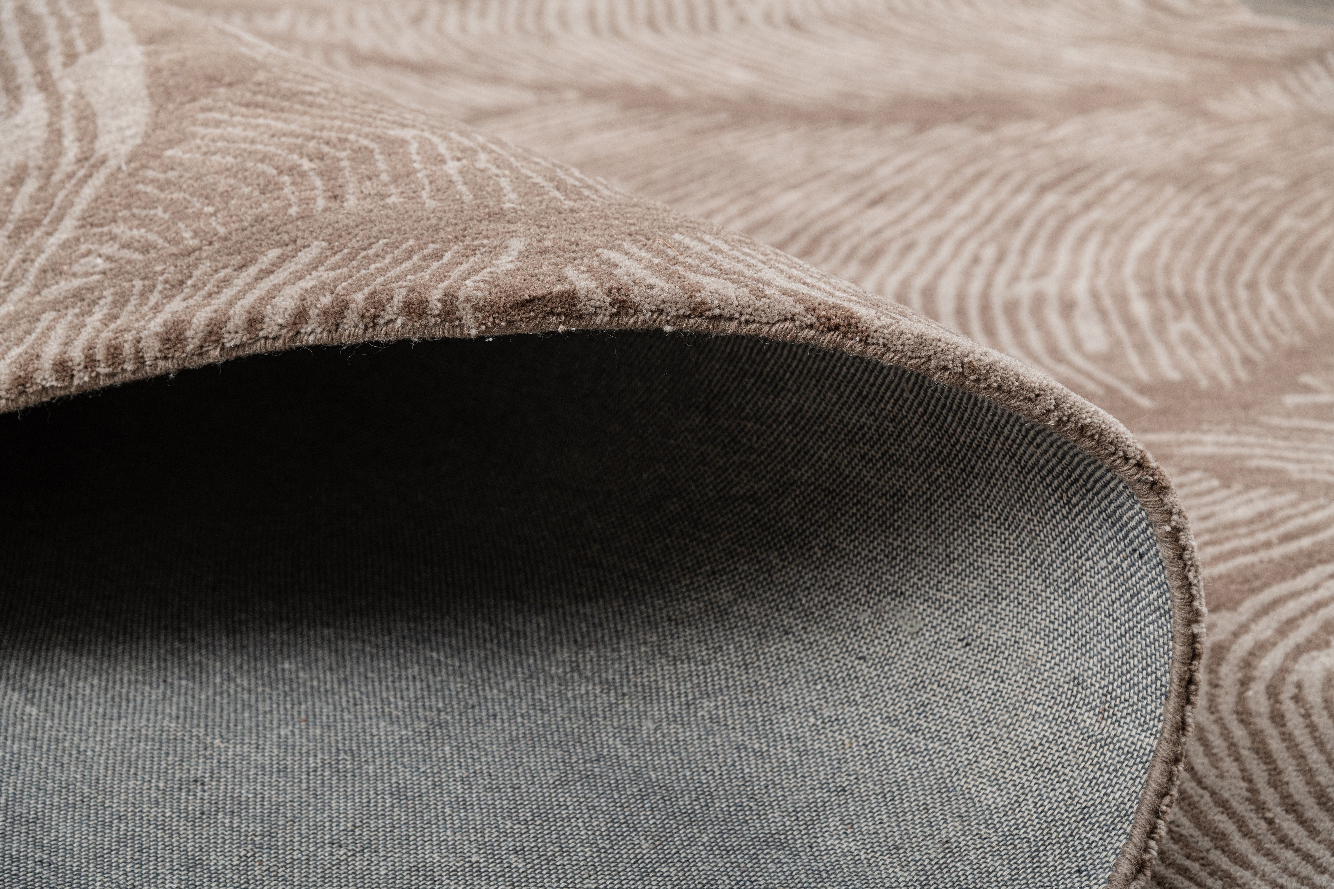 IMPRINT BROWN, SIZE 8X8,PICTURE NO. 5