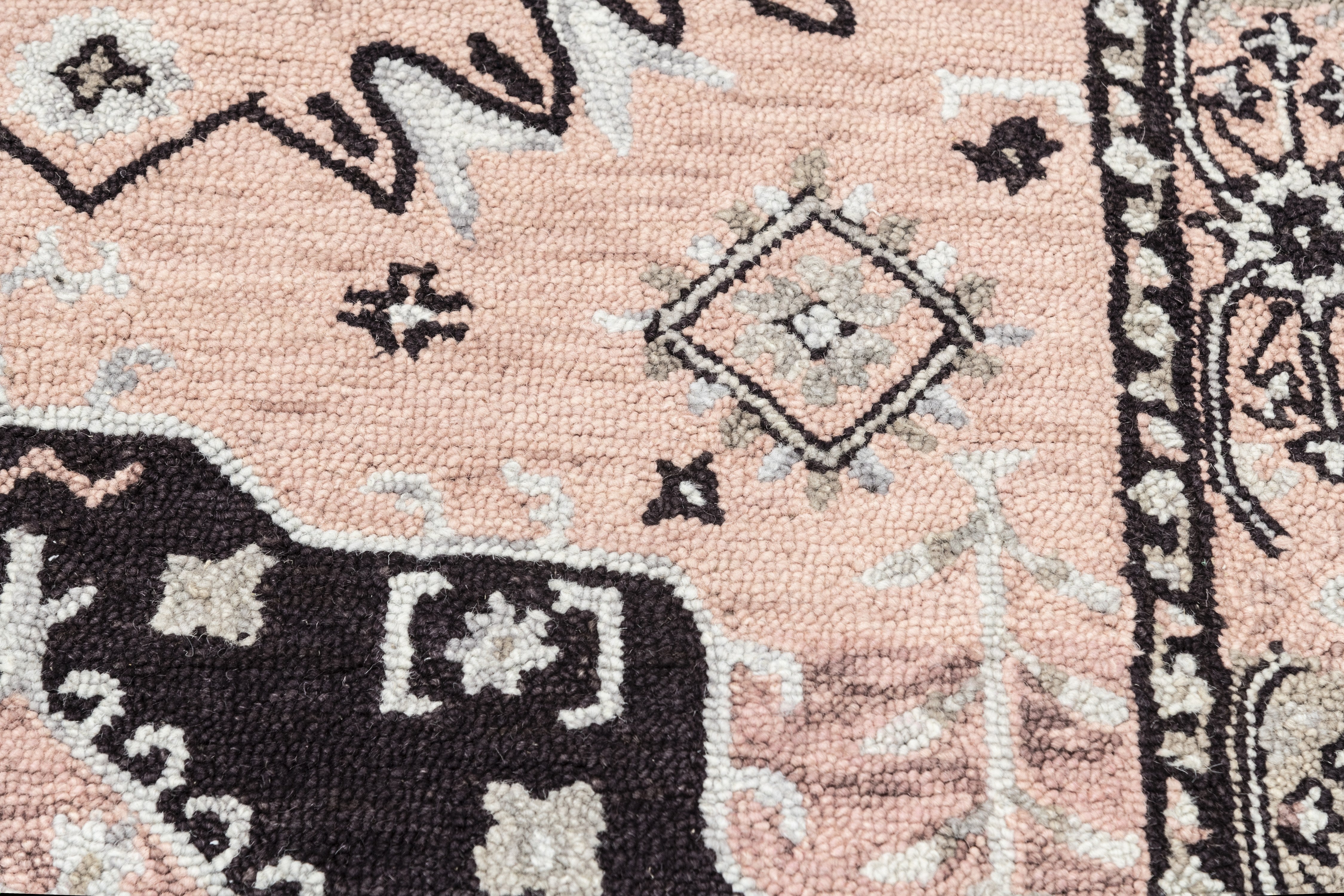 SPATIAL, PINK.GREY, PICTURE 4